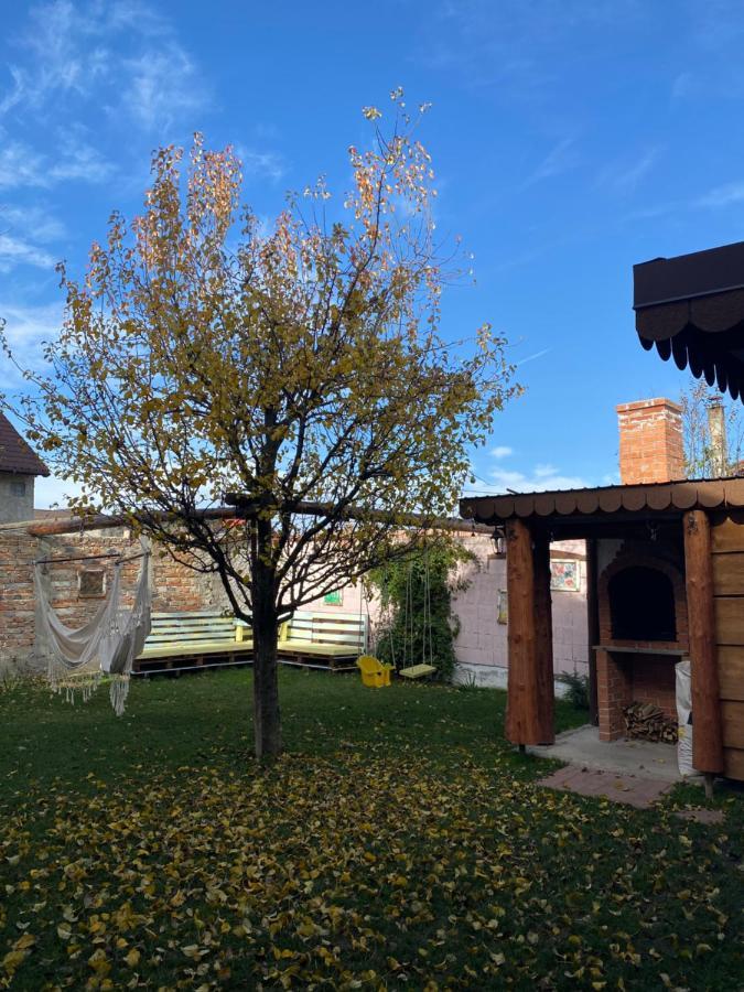 Like Home Rîşnov Exteriör bild